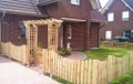 Staketenzaun Premium 85cm kdi Holz, unten gebogen, Gartenzaun mit Eingangsportal