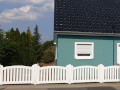 Zaunfelder Rahmenzaun Rom, weiß gestrichen, stabiler Gartenzaun aus Holz mit gefrästen Rahmenteilen